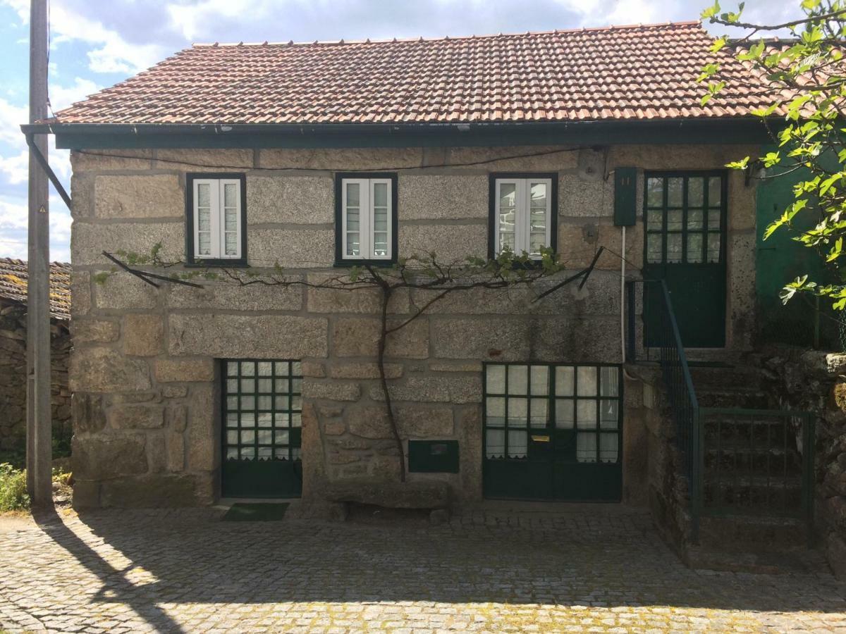Casa Da Moita Pensionat Moita  Eksteriør billede