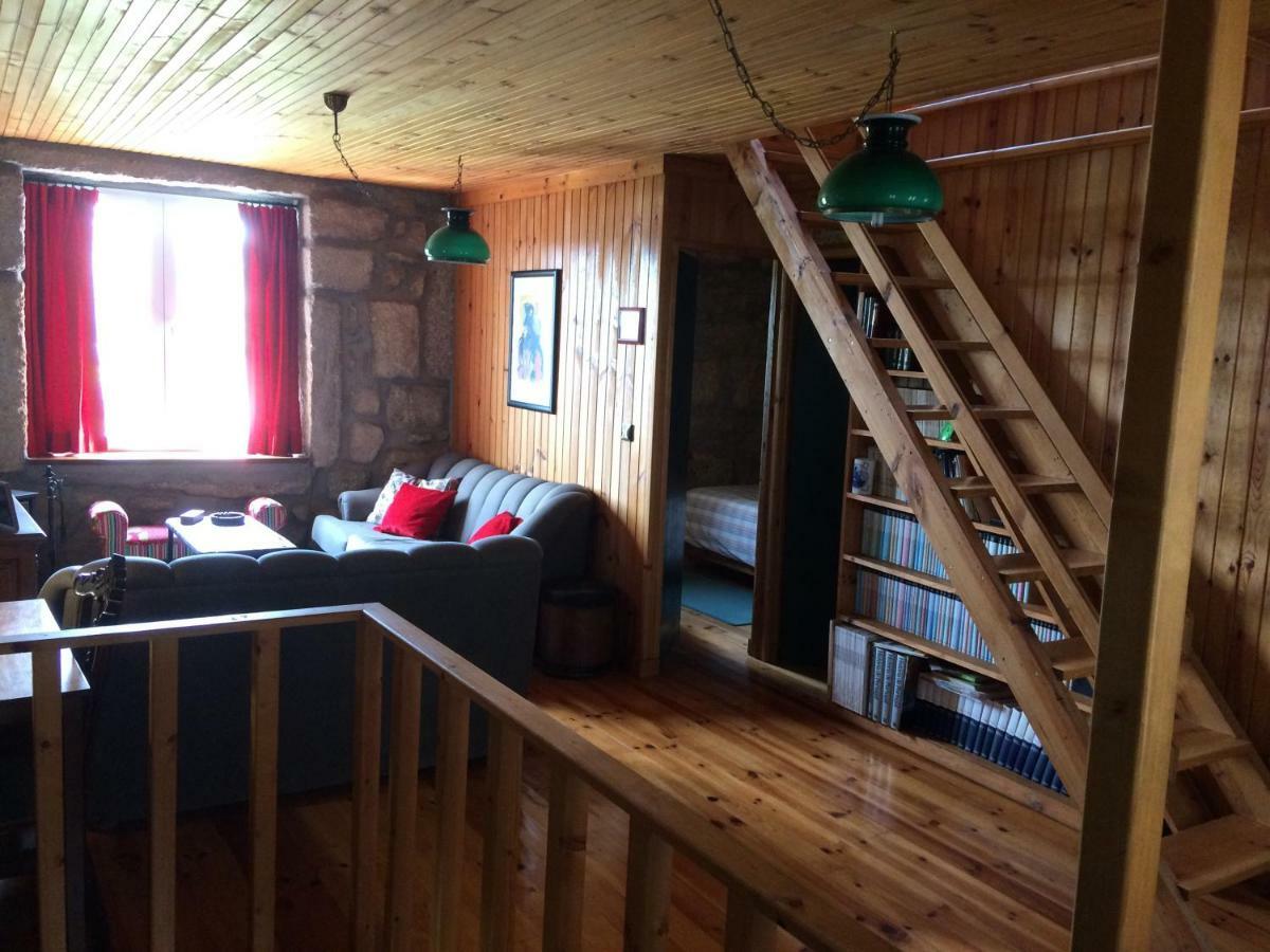 Casa Da Moita Pensionat Moita  Eksteriør billede